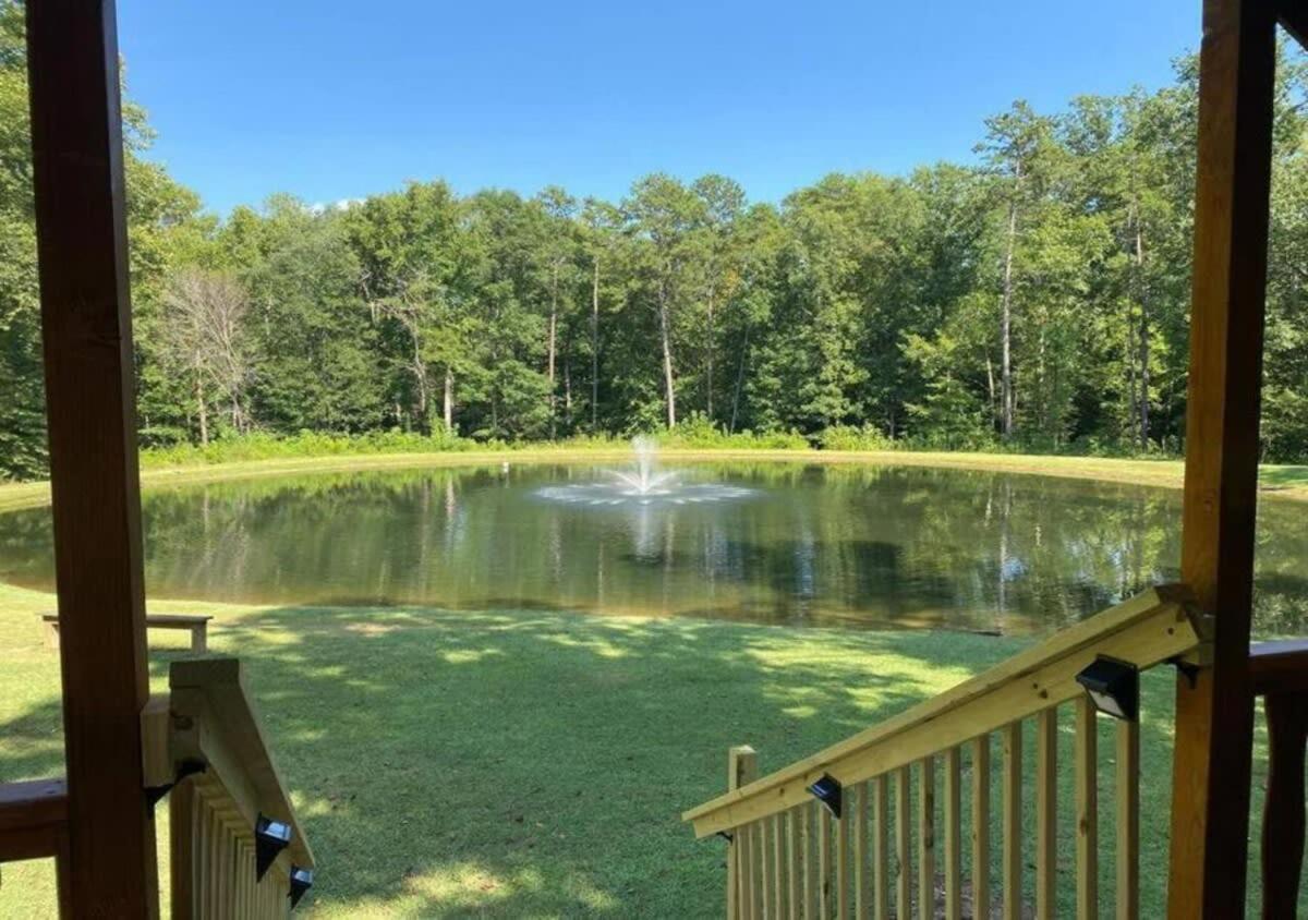 אשבורו Serene 1Br Cabin Near Nc Z00 With Loft & Waterview מראה חיצוני תמונה