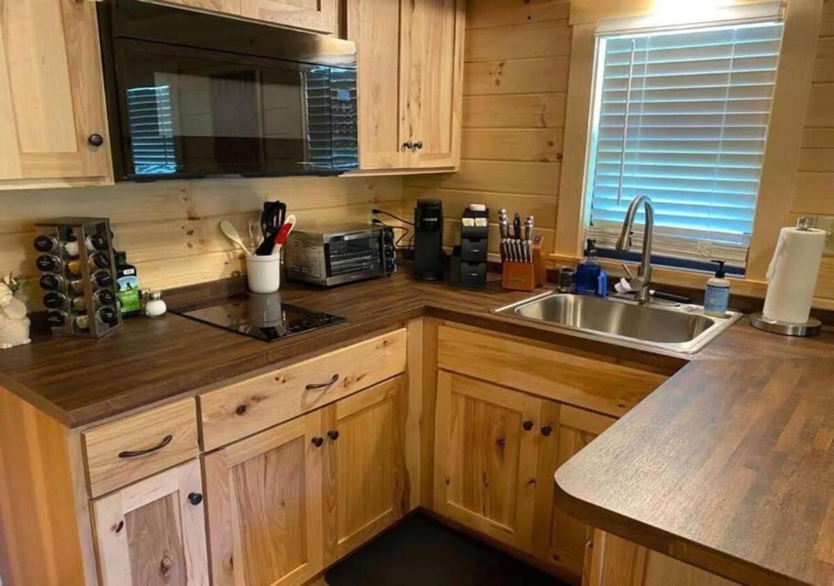 אשבורו Serene 1Br Cabin Near Nc Z00 With Loft & Waterview מראה חיצוני תמונה